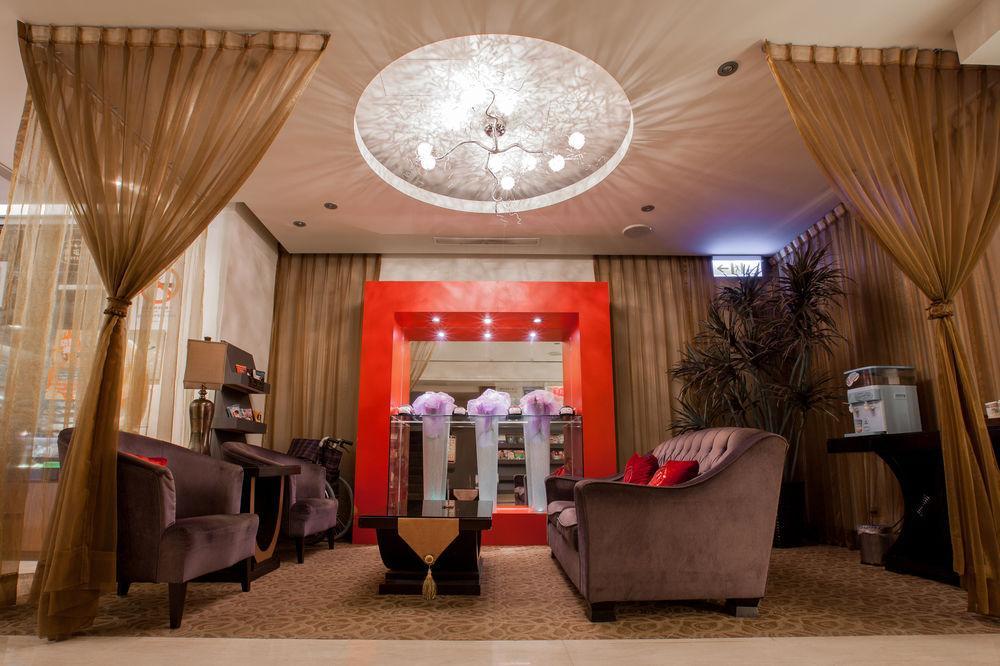 Mila Hotel Taichung Eksteriør bilde