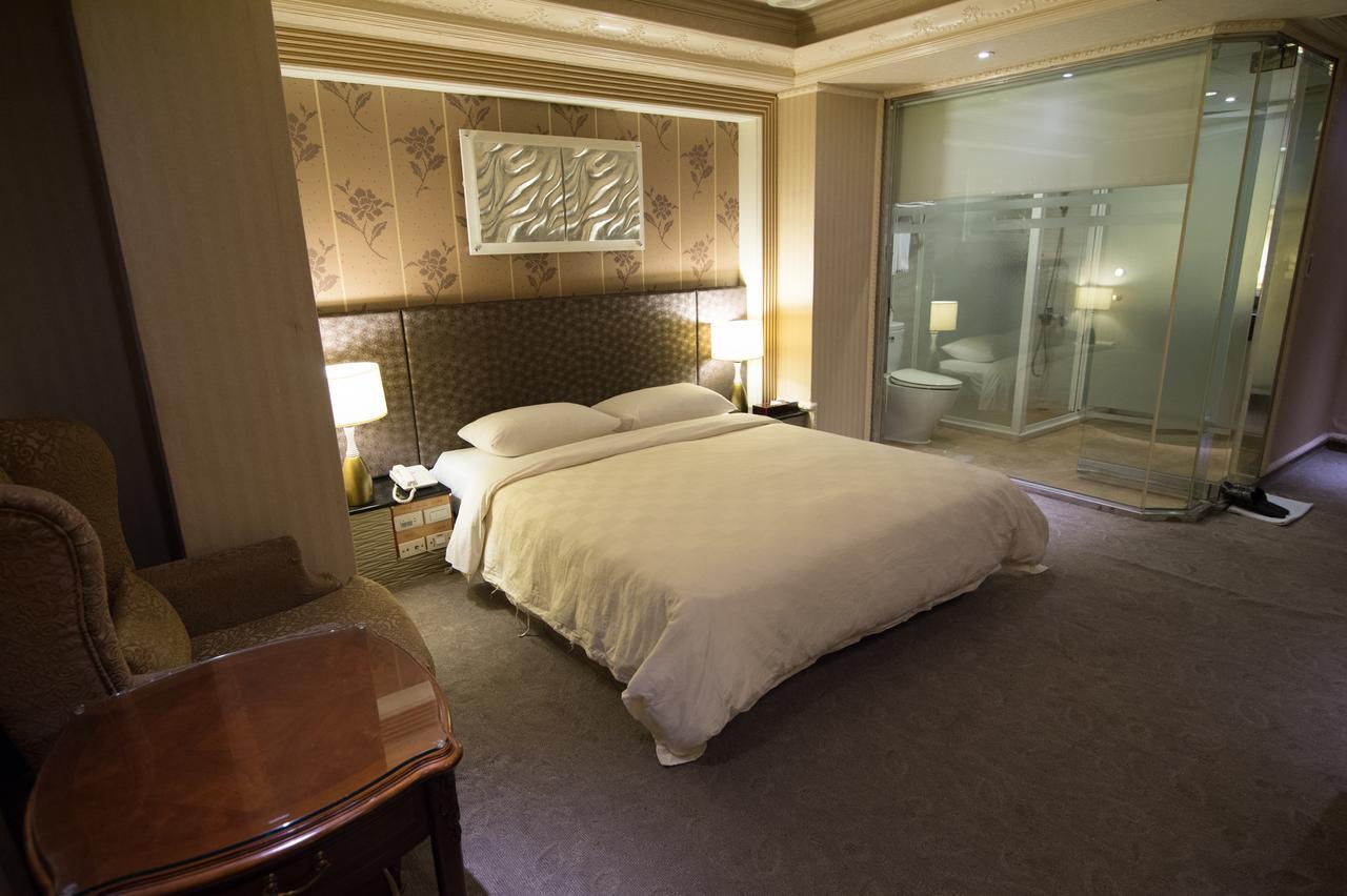Mila Hotel Taichung Eksteriør bilde