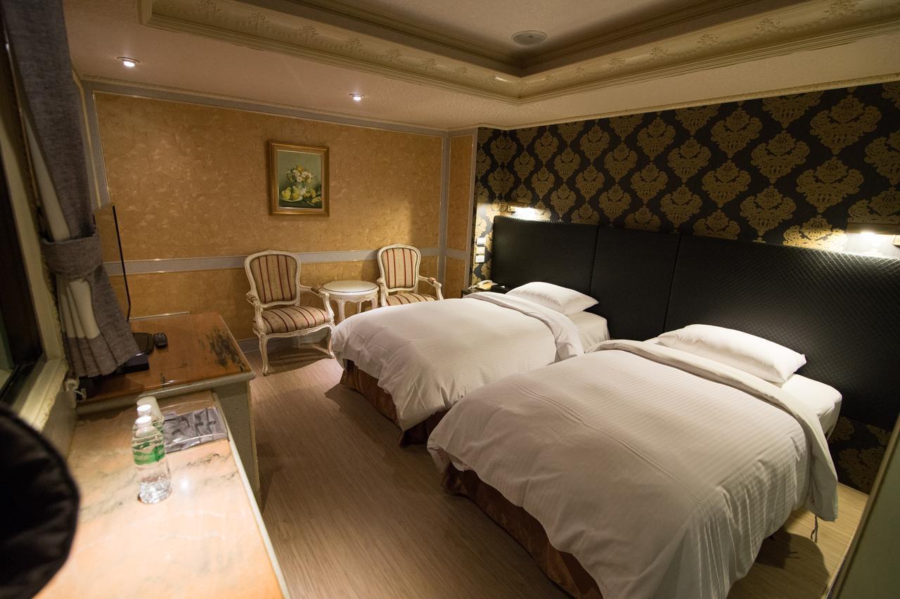 Mila Hotel Taichung Eksteriør bilde