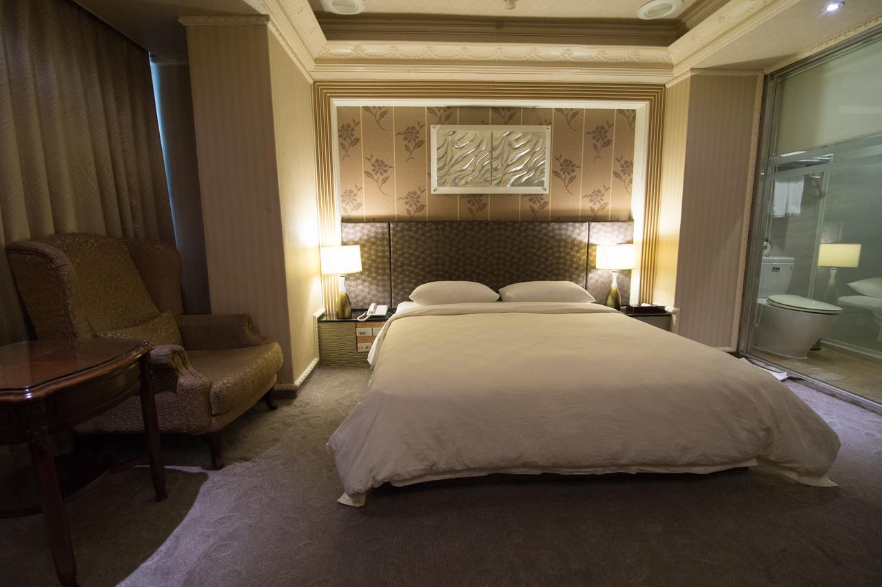 Mila Hotel Taichung Eksteriør bilde