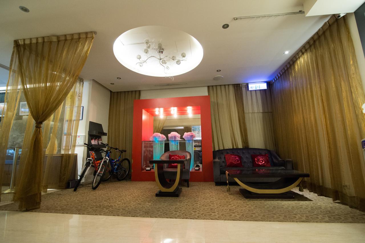 Mila Hotel Taichung Eksteriør bilde